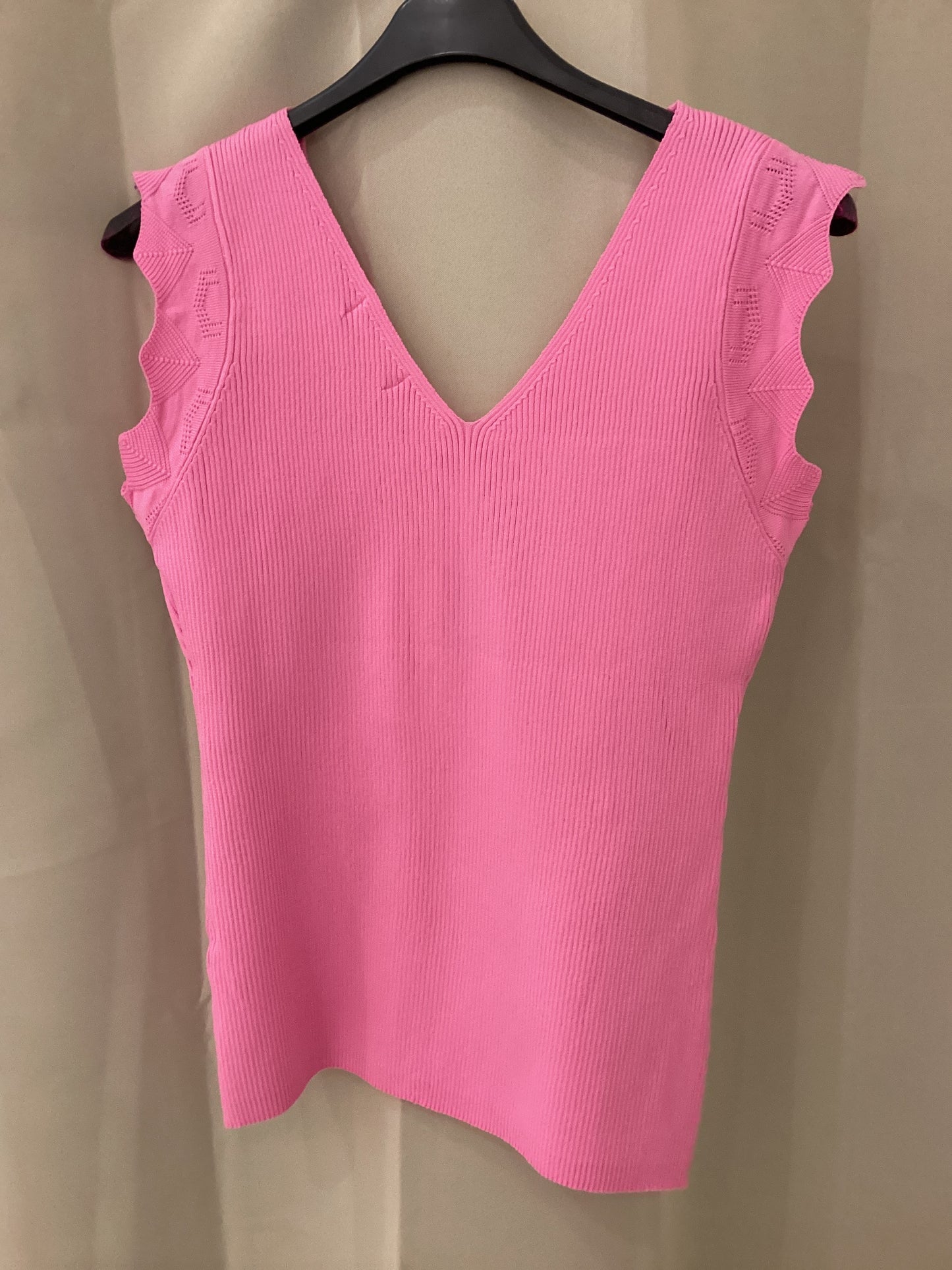 Pink knitted Top V neck