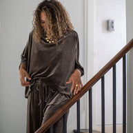 CHALK UK Ltd - Erin Top | Velvet | Truffle