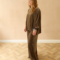 CHALK UK Ltd - Erin Top | Velvet | Truffle