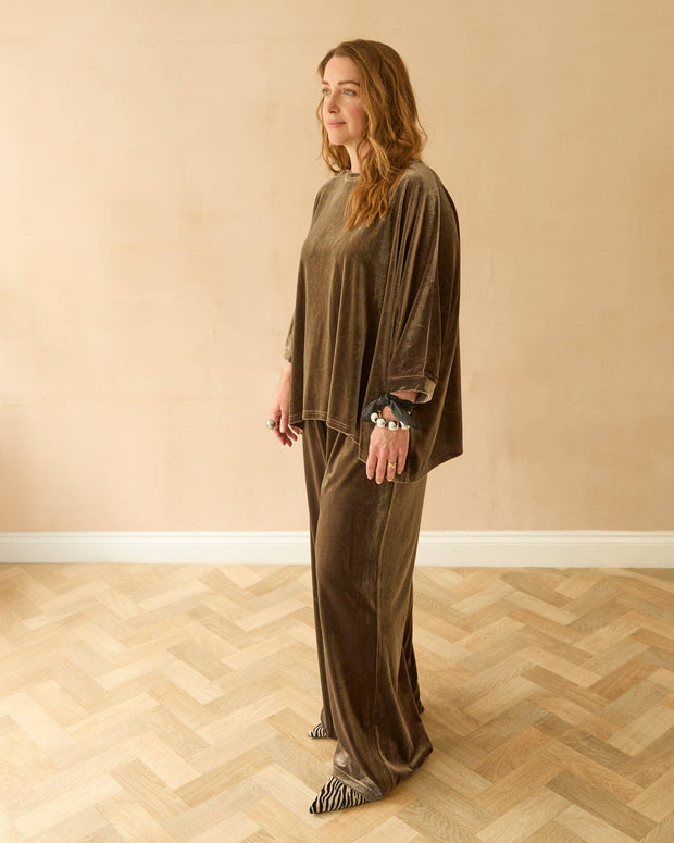 CHALK UK Ltd - Erin Top | Velvet | Truffle